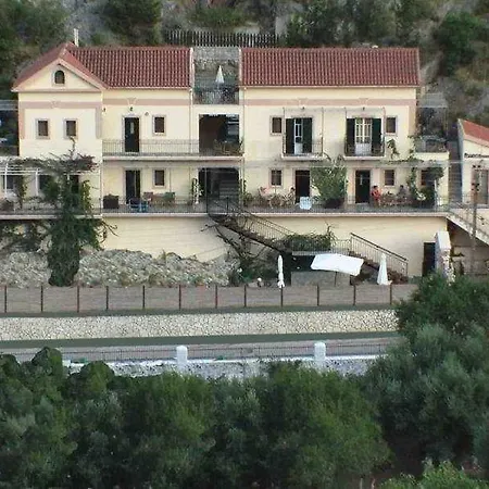 Aristotelis Hotel de apartamente Frikes