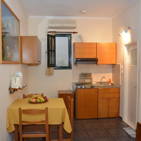 Aristotelis 2*