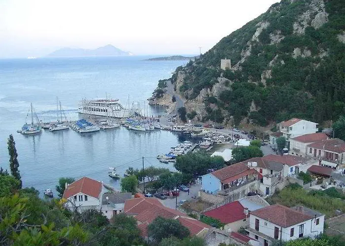 Aristotelis 4*